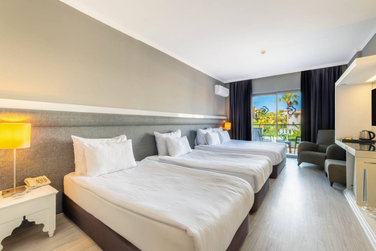 Bahçe Manzaralı Grand Superior Oda